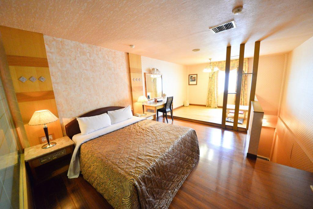Paiwei Motel Tainan Exterior photo